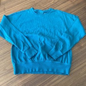 blue Althleta girl crew neck